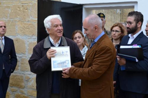 ΦΥΛΑΚΙΣΜΕΝΑ ΜΝΗΜΑΤΑ