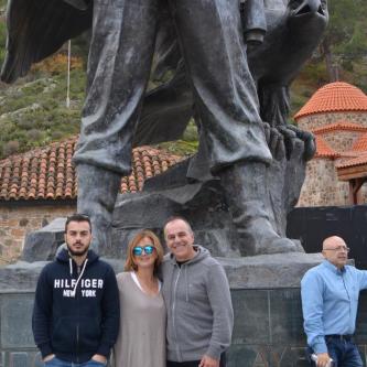 ΑΓΑΛΜΑ ΑΥΞΕΝΤΙΟΥ ΣΤΟ ΜΑΧΑΙΡΑ